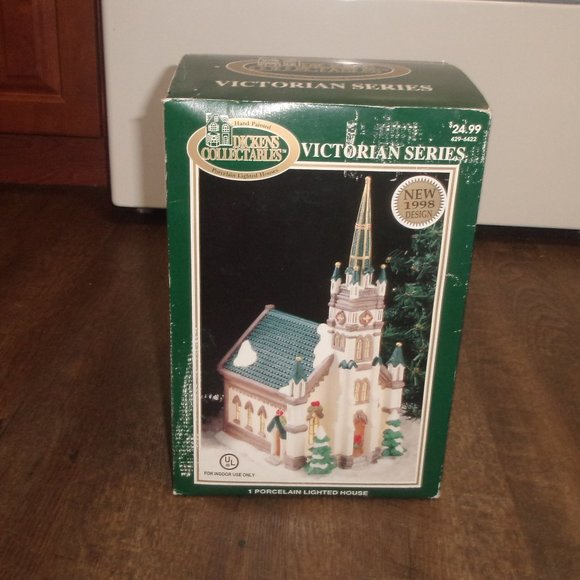 Dickens Collectables 1998 church Victorian porcelain light up house building MIB - Picture 1 of 1